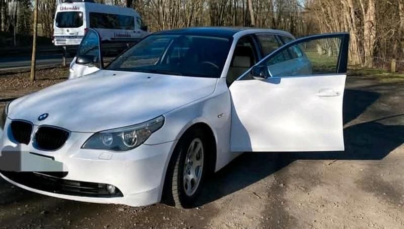 Gebraucht BMW 525 177 PS (130 kW) 2005 Weiß Kombi