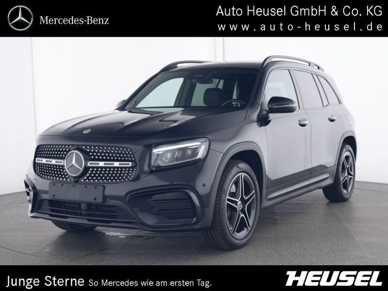 Metalliclack kosmosschwarz Gebraucht 2024 Mercedes GLB220 AMG SUV | 55.900 € (Teuer) - Bild 1/4