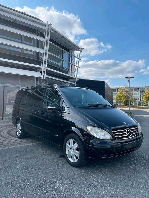 Schwarz Gebraucht 2009 Mercedes Viano Van / Kleinbus | 9.500 € (Superpreis) - Bild 1/4