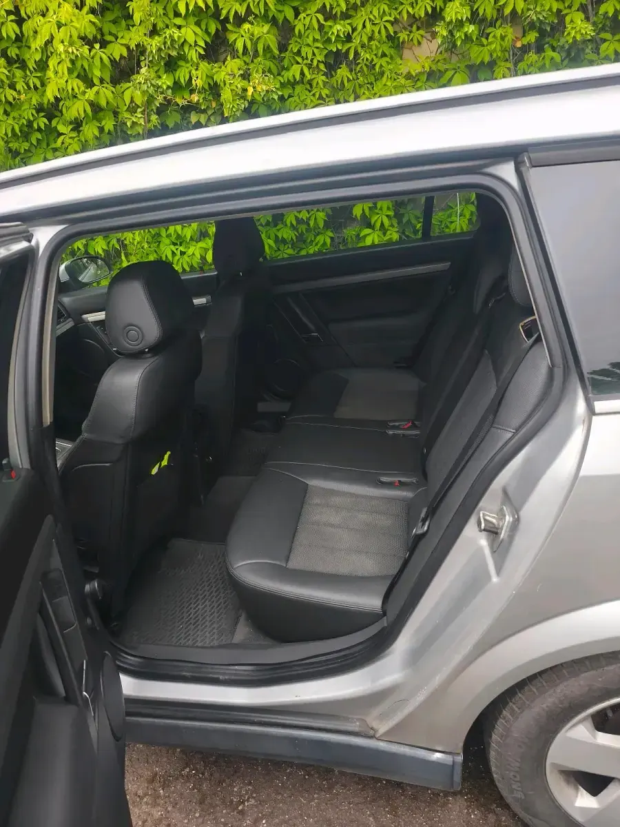 Gebraucht Opel Vectra 150 PS (110 kW) 2008 Silber Kombi