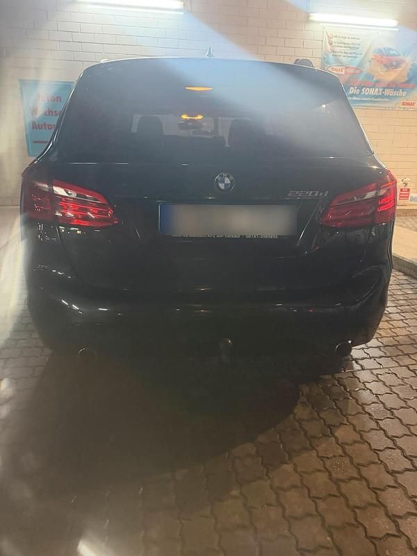 Gebraucht BMW 220 190 PS (139 kW) 2016 Schwarz Limousine