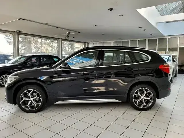 Używany BMW X1 xLine 150 KM (110 kW) 2018 Czarny SUV