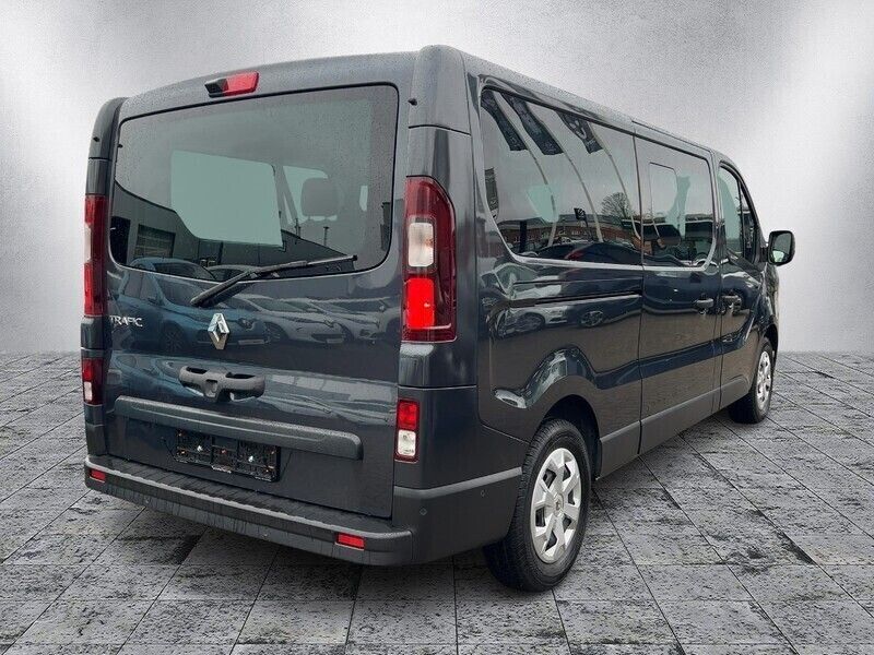 Gebraucht Renault Trafic 150 PS (110 kW) 2023 Schwarz Van / Kleinbus