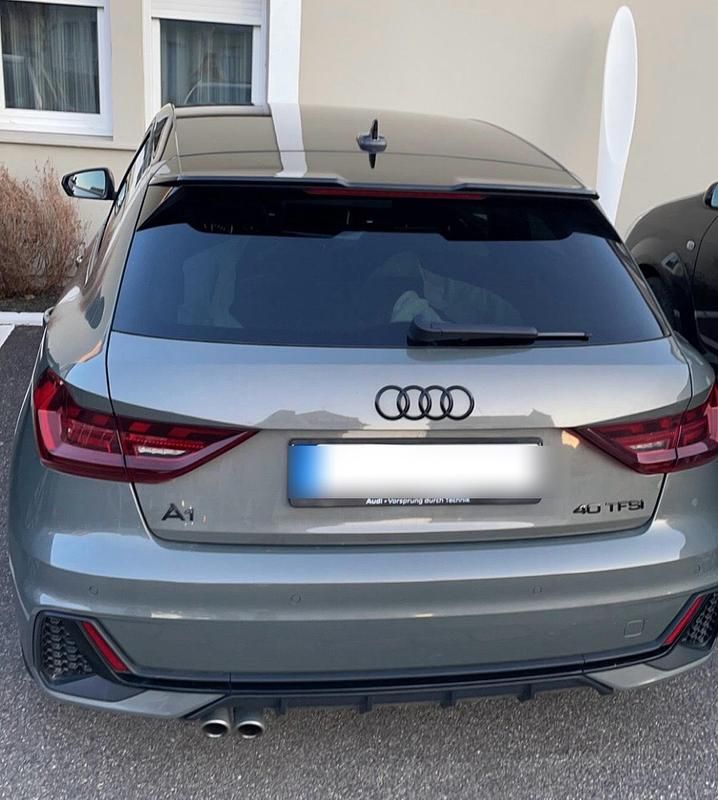 Gebraucht Audi A1 Sport 200 PS (147 kW) 2019 Grau SUV