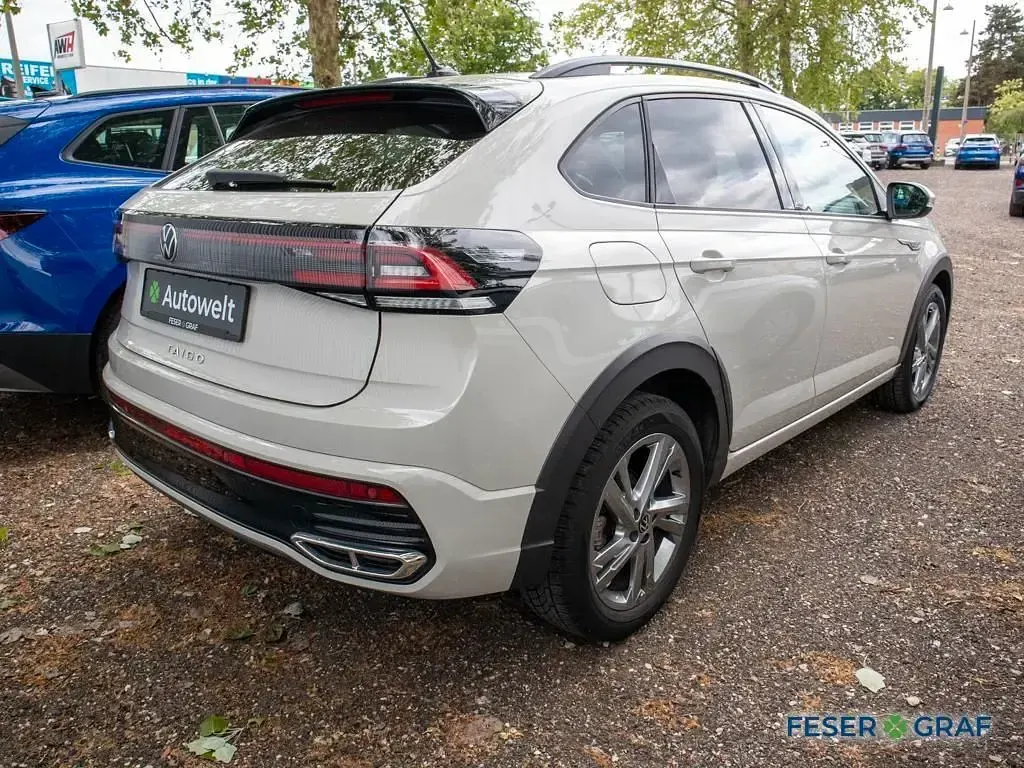 Gebraucht VW Taigo R-line 110 PS (80 kW) 2023 Grau SUV