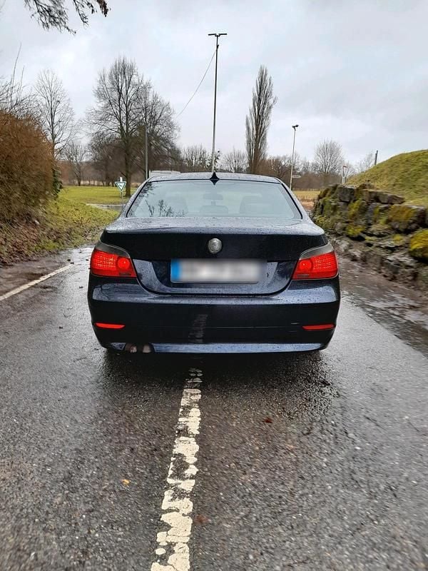 Gebraucht BMW 530 218 PS (160 kW) 2003 Blau Limousine