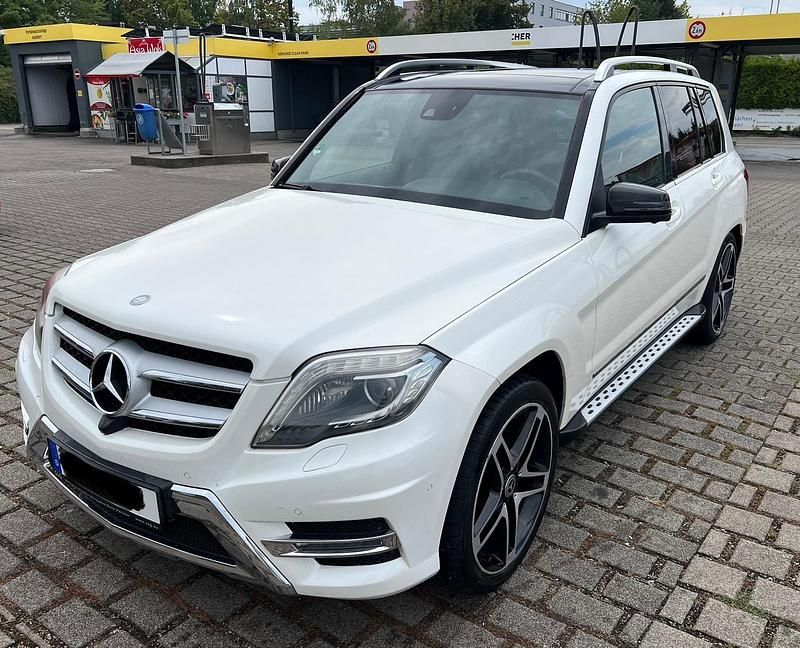 Weiß Gebraucht 2014 Mercedes GLK350 AMG SUV | 16.900 € (Superpreis) - Bild 1/4
