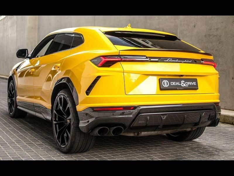 Second-hand Lamborghini Urus 650 CP (478 kW) 2019 Galben SUV