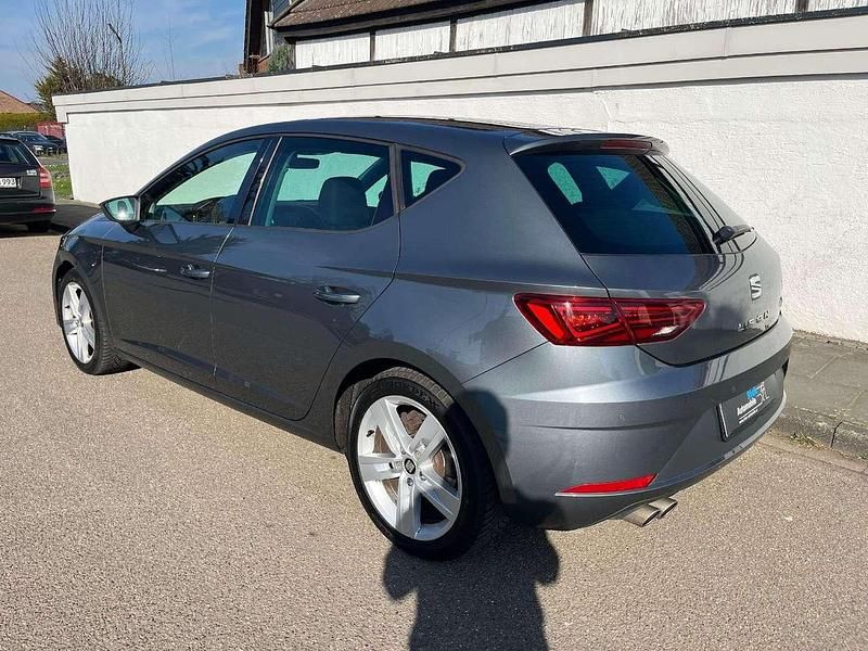 Usata Seat Leon FR 150 CV (110 kW) 2017 Grigio Berlina