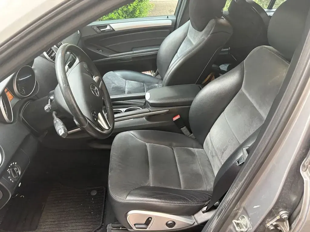 Gebraucht Mercedes ML300 190 PS (139 kW) 2010 Grau SUV