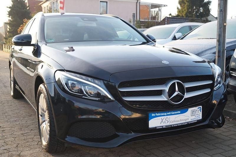 Gebraucht Mercedes C220 170 PS (125 kW) 2015 Schwarz Kombi