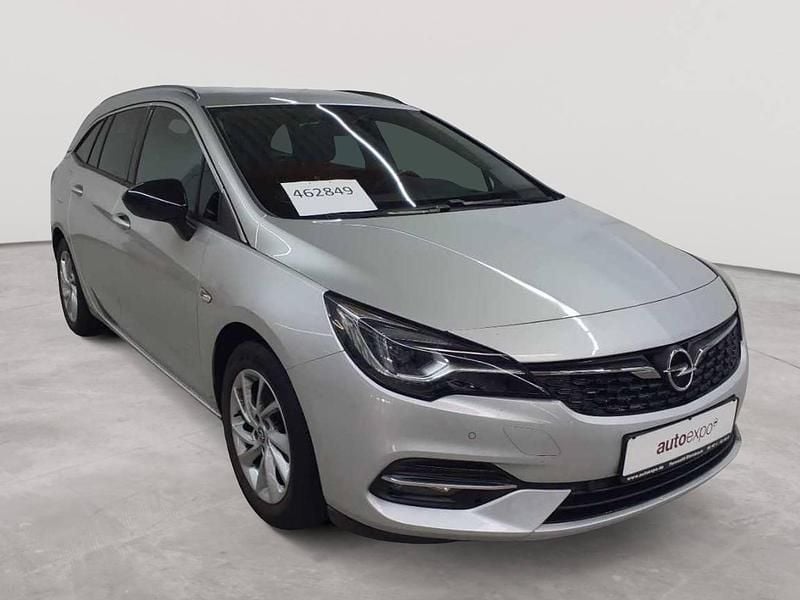 Argonsilber metallic Gebraucht 2021 Opel Astra Business Elegance Kombi | 12.990 € (Superpreis) - Bild 1/4
