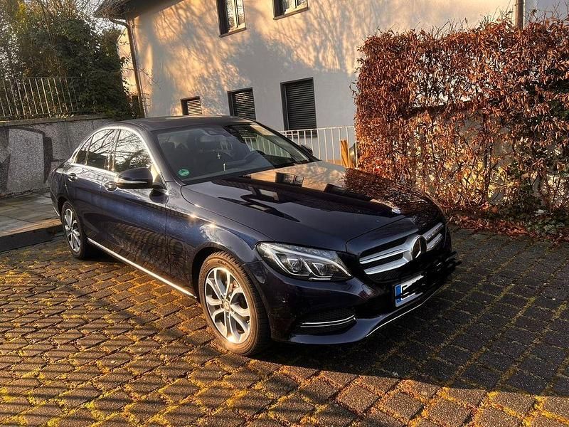 Blau Gebraucht 2014 Mercedes C200 Avantgarde Limousine | 15.400 € (Fairer Preis) - Bild 1/4