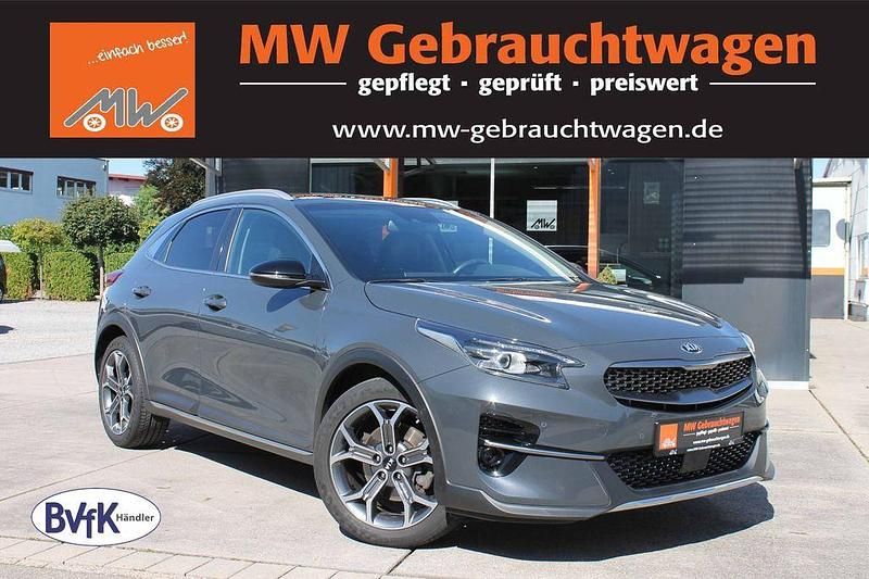 Grau Gebraucht 2021 Kia XCeed Platinum Edition SUV | 23.990 € (Etwas zu teuer) - Bild 1/3