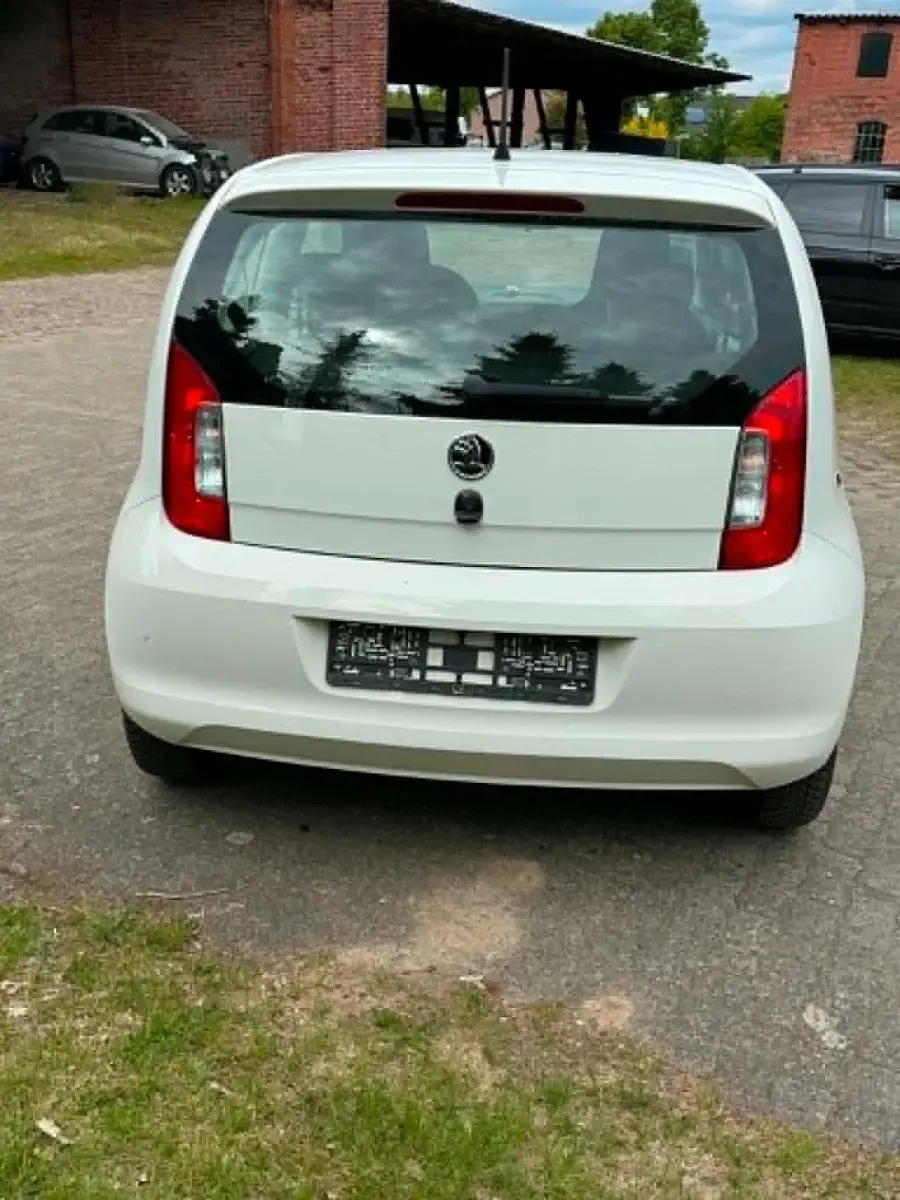 Second-hand Skoda Citigo 60 CP (44 kW) 2017 Alb Hatchback