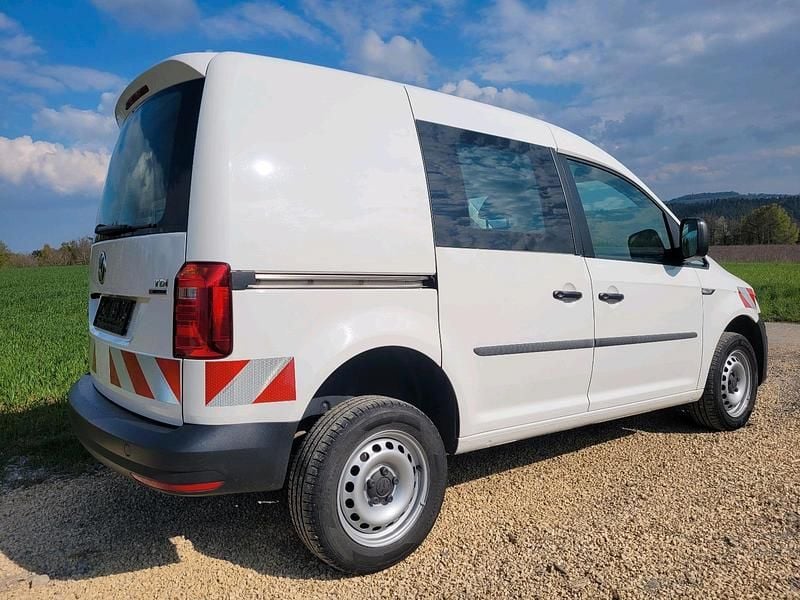 Usata VW Caddy 122 CV (89 kW) 2017 Bianco Monovolume