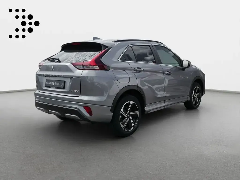 Gebraucht Mitsubishi Eclipse Cross Select 188 PS (138 kW) 2022 Grau SUV