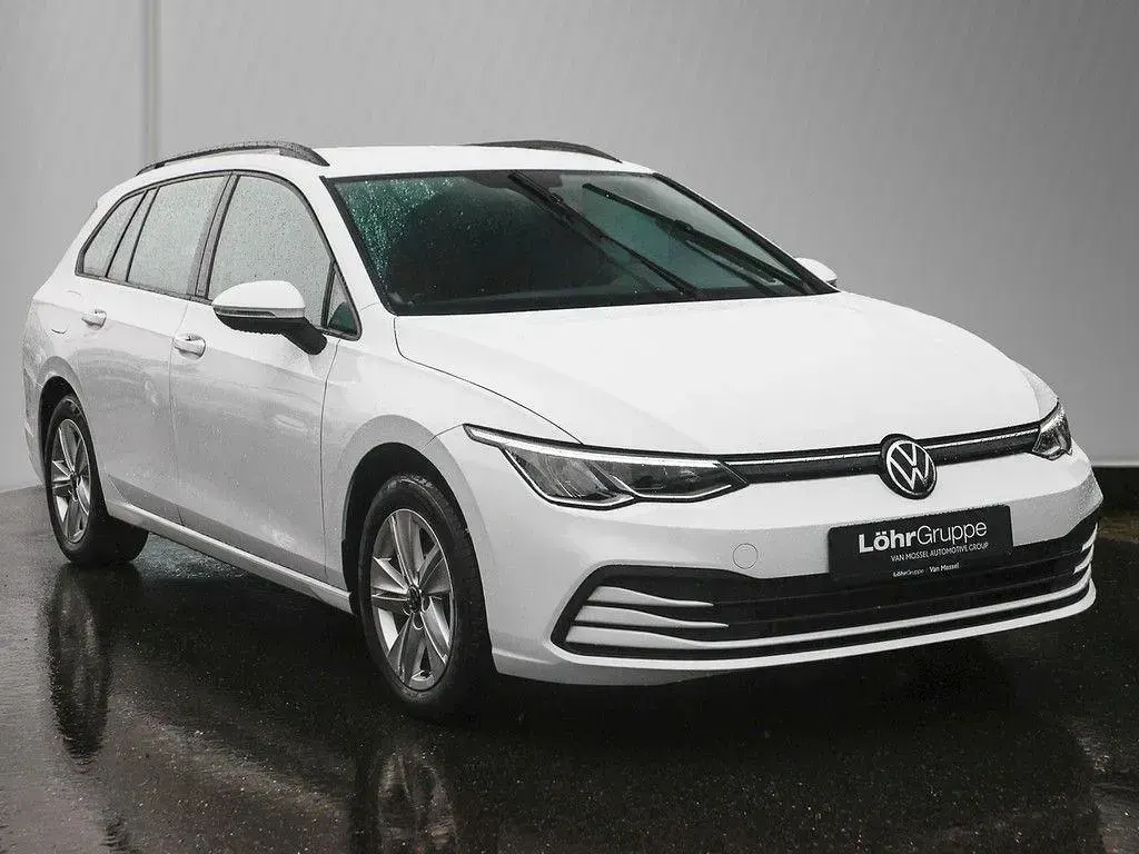 Gebraucht VW Golf VIII Business 150 PS (110 kW) 2022 Weiß Kombi