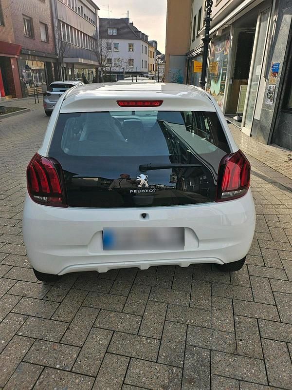 Gebraucht Peugeot 108 72 PS (52 kW) 2019 Weiß Kleinwagen