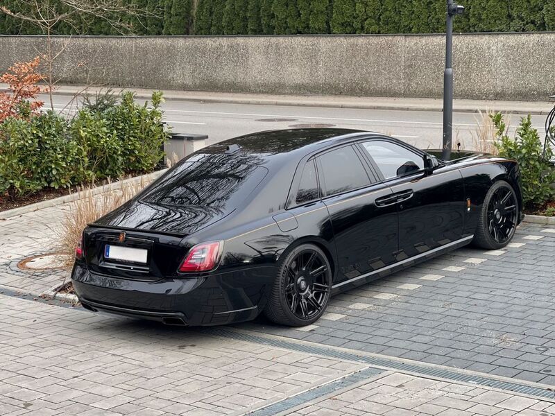 Gebraucht Rolls Royce Ghost 706 PS (519 kW) 2022 Black diamond Limousine