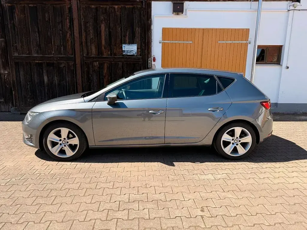 Gebraucht Seat Leon FR 150 PS (110 kW) 2016 Grau Limousine