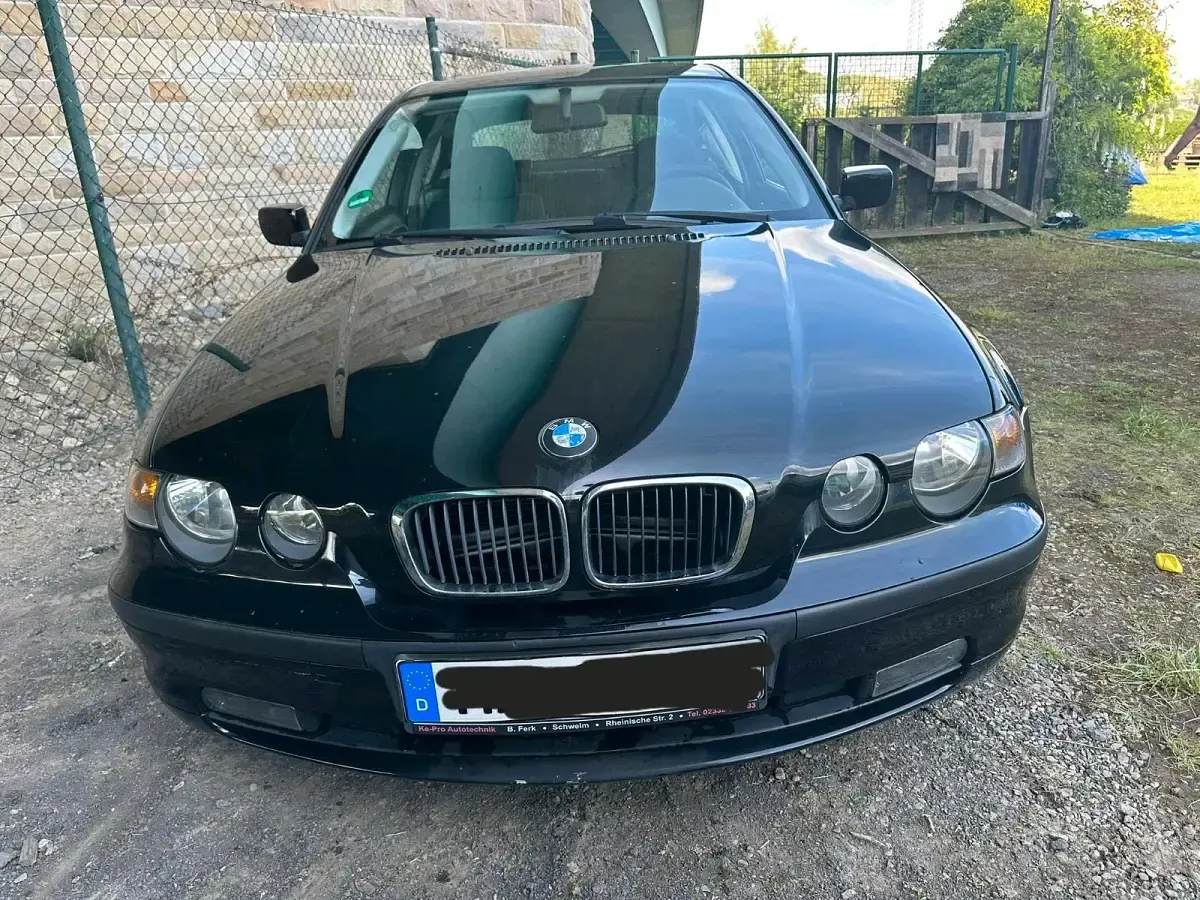 Gebraucht BMW 316 115 PS (84 kW) 2003 Schwarz Coupé
