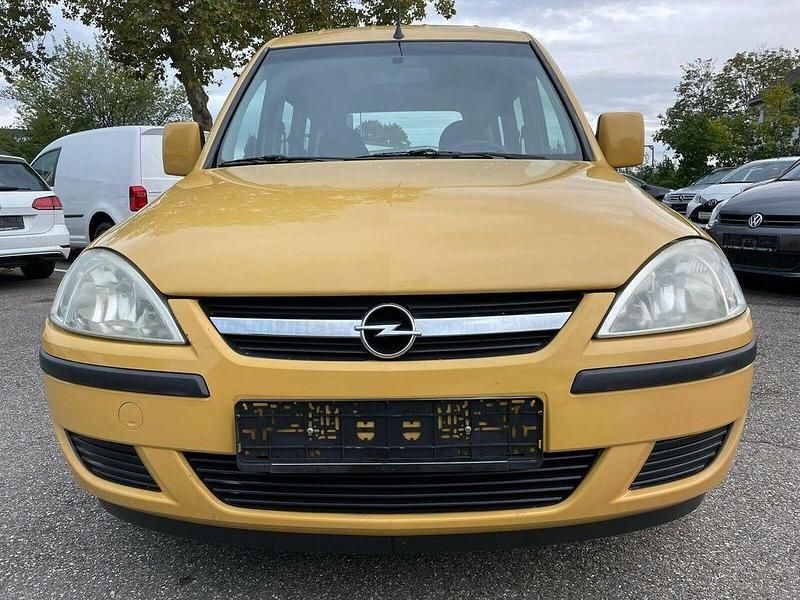 Gebraucht Opel Combo Edition 97 PS (71 kW) 2006 Gelb Van / Kleinbus