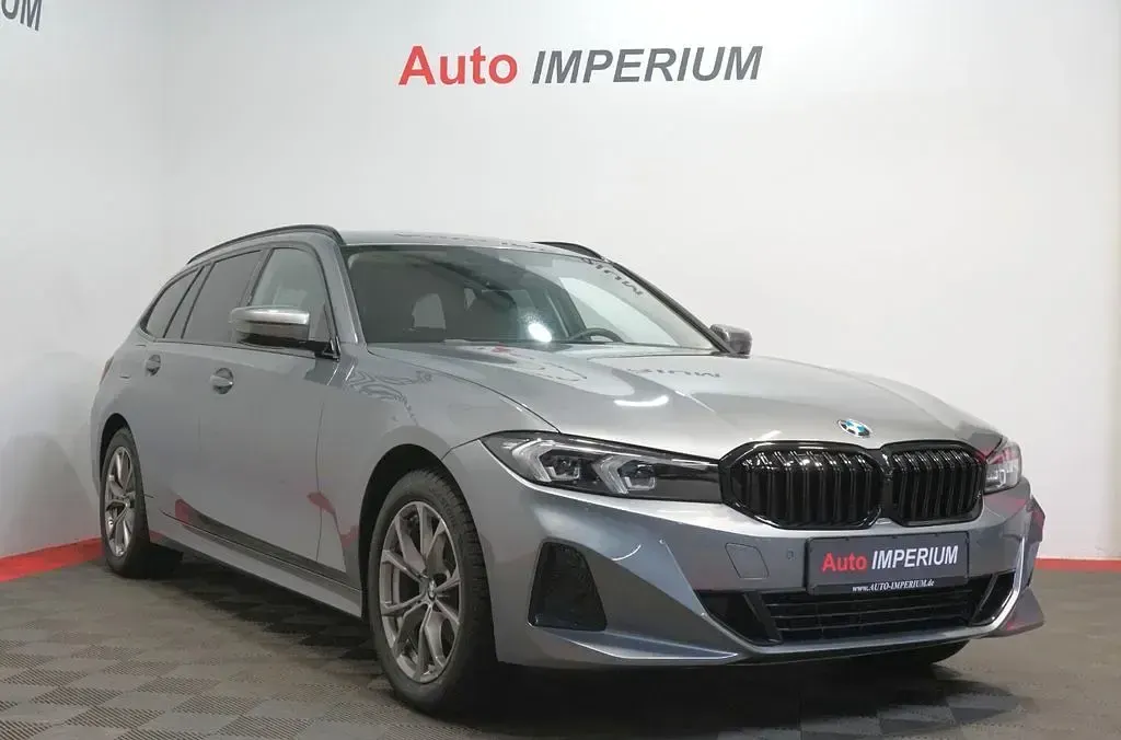Gebraucht BMW 320 Shadowline 190 PS (139 kW) 2024 Grau Limousine