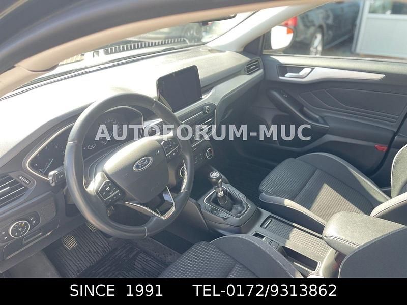 Gebraucht Ford Focus Cool & Connect 120 PS (88 kW) 2020 Grau Kombi