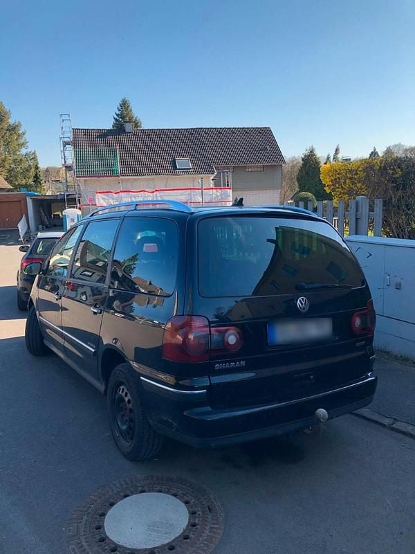 Gebraucht VW Sharan 140 PS (102 kW) 2009 Schwarz Van / Kleinbus