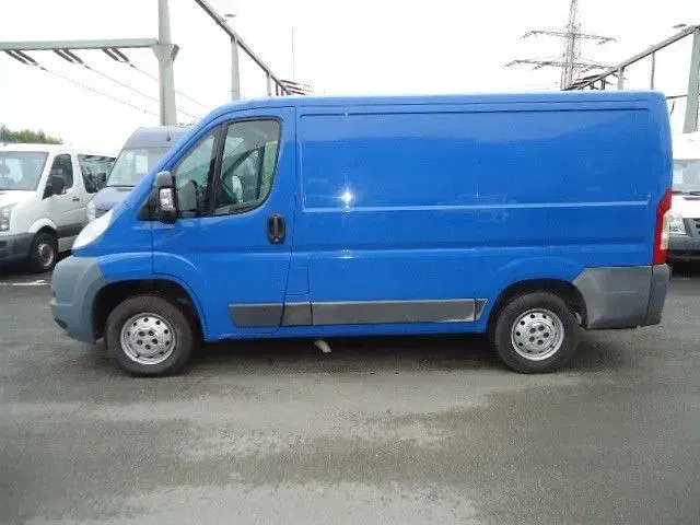 Gebraucht Peugeot Boxer 120 PS (88 kW) 2007 Rot Van