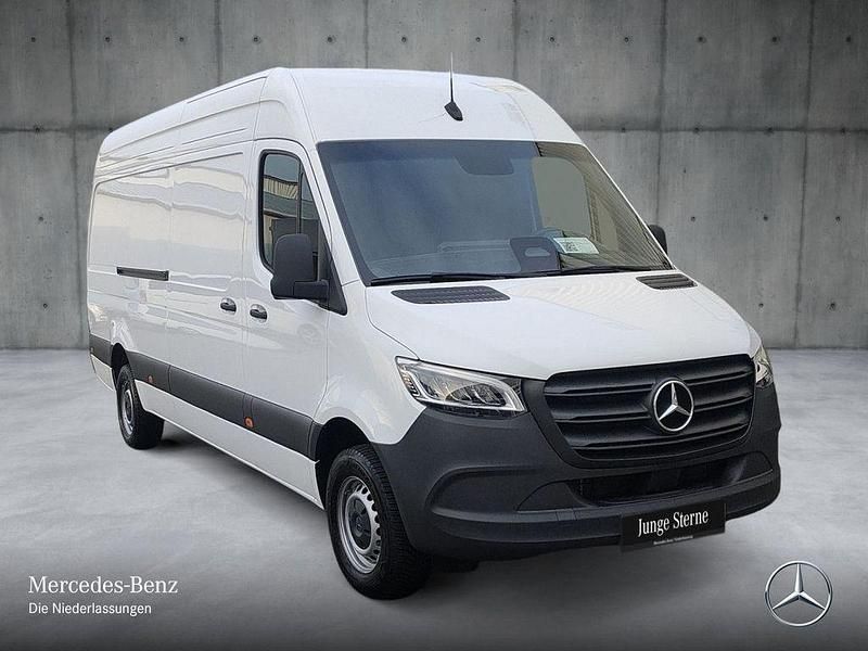 Gebraucht Mercedes Sprinter 170 PS (125 kW) 2024 Weiß Van