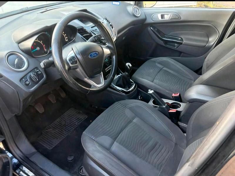 Gebraucht Ford Fiesta 2014 Schwarz Kleinwagen