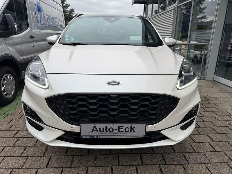 Usado Ford Kuga ST-Line X 224 HP (164 kW) 2022 Branco SUV