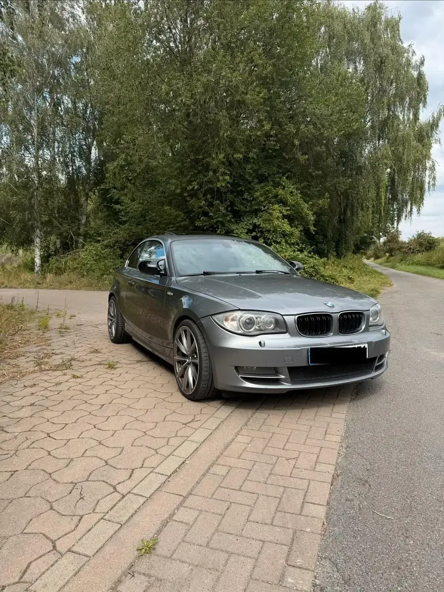 Gebraucht BMW 120 Coupé M Sport 177 PS (130 kW) 2010 Grau Coupé