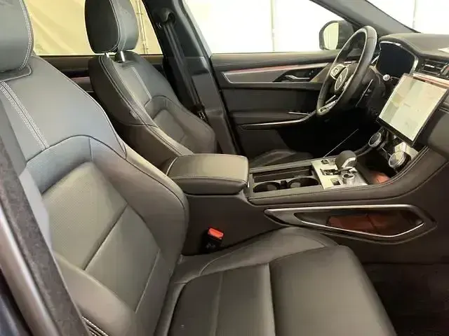 Gebraucht Jaguar F-Pace R-Dynamic 404 PS (297 kW) 2023 Carpathian grey SUV