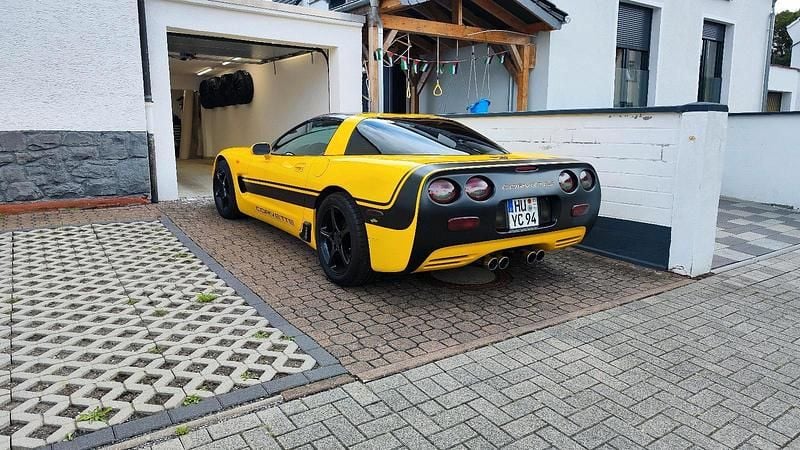 Gelb Gebraucht 2003 Corvette C5 Coupé | 29.800 € - Bild 1/4