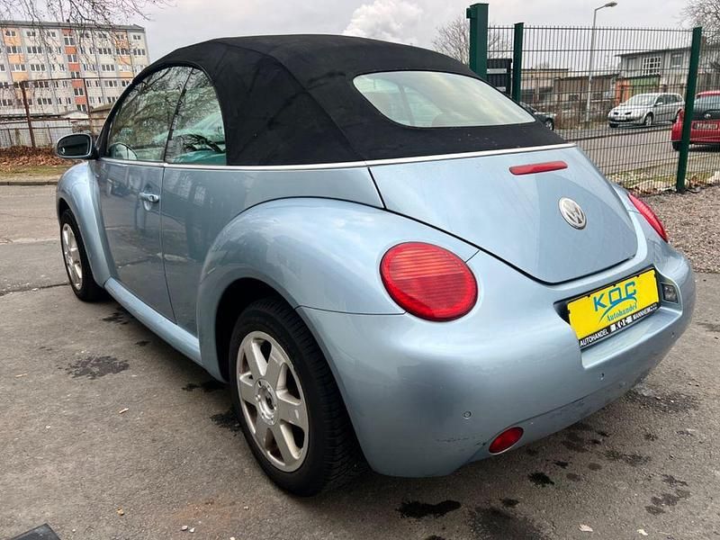 Gebraucht VW New Beetle Cabriolet 116 PS (85 kW) 2004 Blau Cabrio