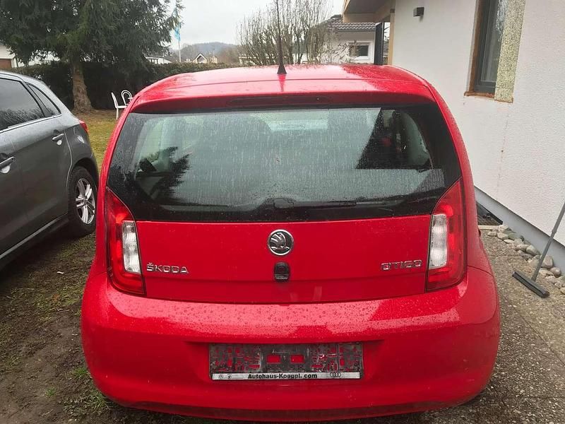 Gebraucht Skoda Citigo Active 60 PS (44 kW) 2012 Rot Kleinwagen