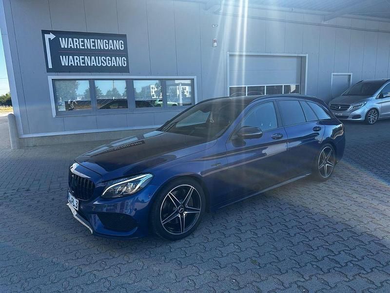 Gebraucht Mercedes C250 AMG line 204 PS (150 kW) 2016 Blau Limousine