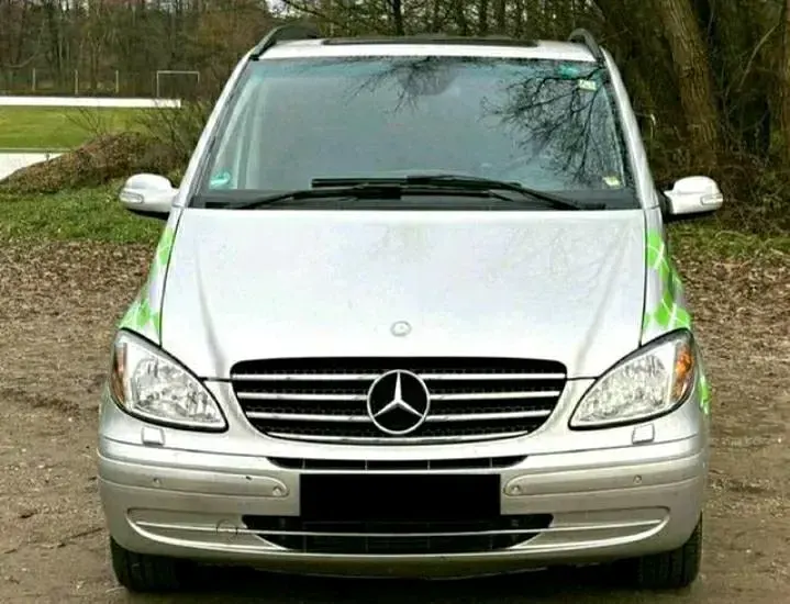 Gebraucht Mercedes Viano 150 PS (110 kW) 2009 Silber Van / Kleinbus