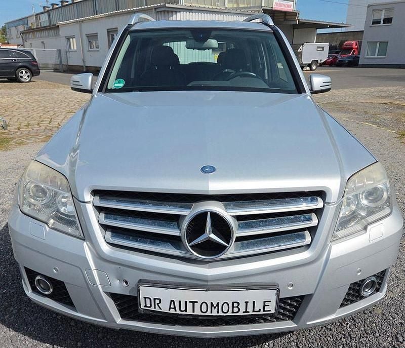 Gebraucht Mercedes GLK320 224 PS (164 kW) 2009 Silber SUV