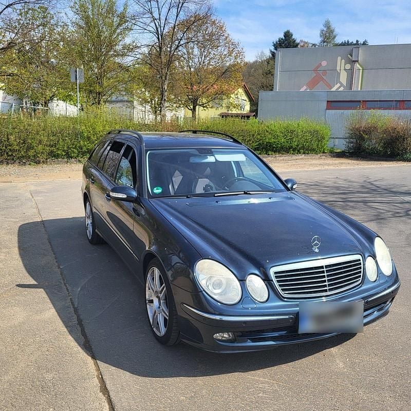 Second-hand Mercedes E280 177 CP (130 kW) 2004 Albastru Break