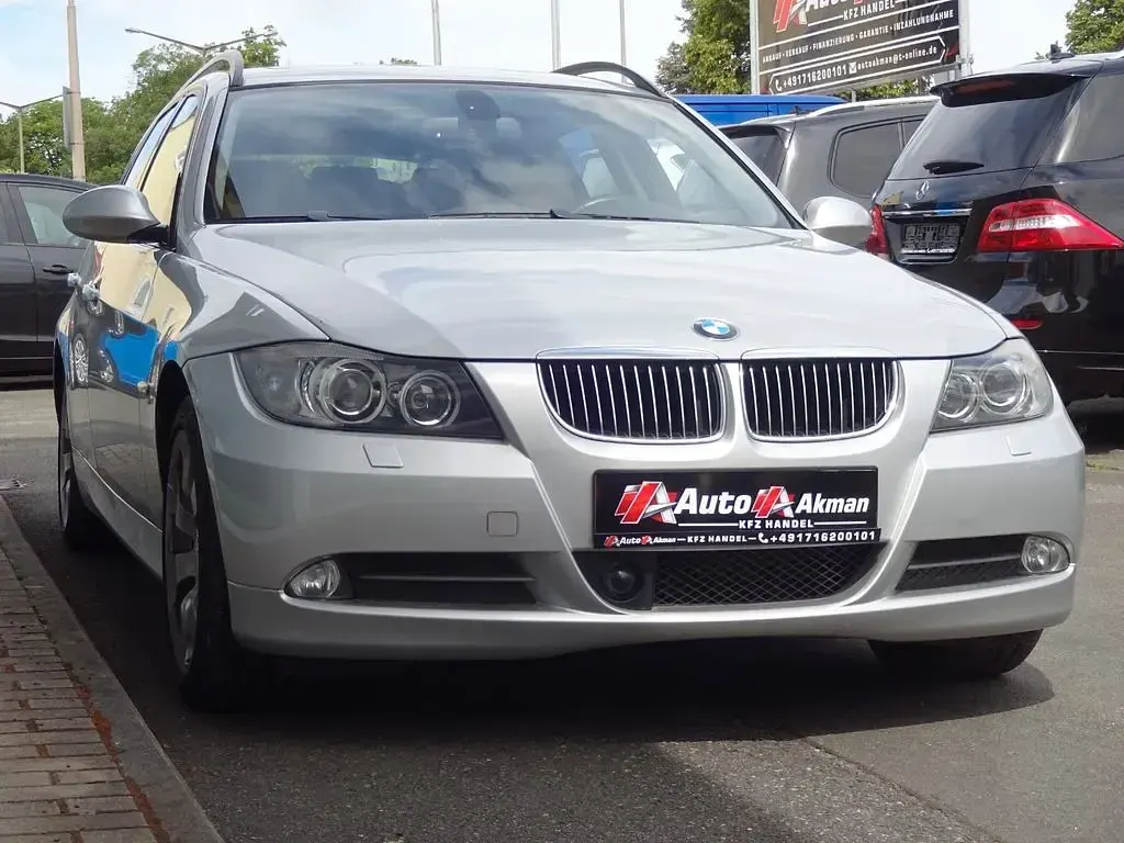 Gebraucht BMW 330 Performance 272 PS (200 kW) 2008 Silber Kombi