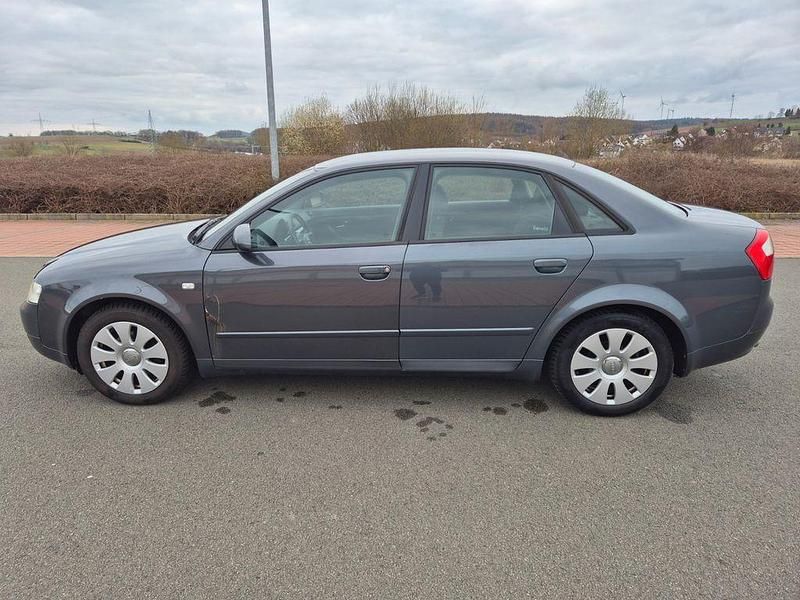 Gebraucht Audi A4 131 PS (96 kW) 2003 Grau Limousine