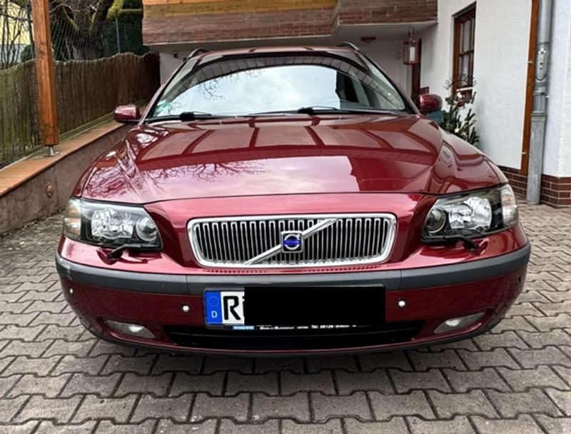 Gebraucht Volvo V70 163 PS (119 kW) 2003 Rot Kombi