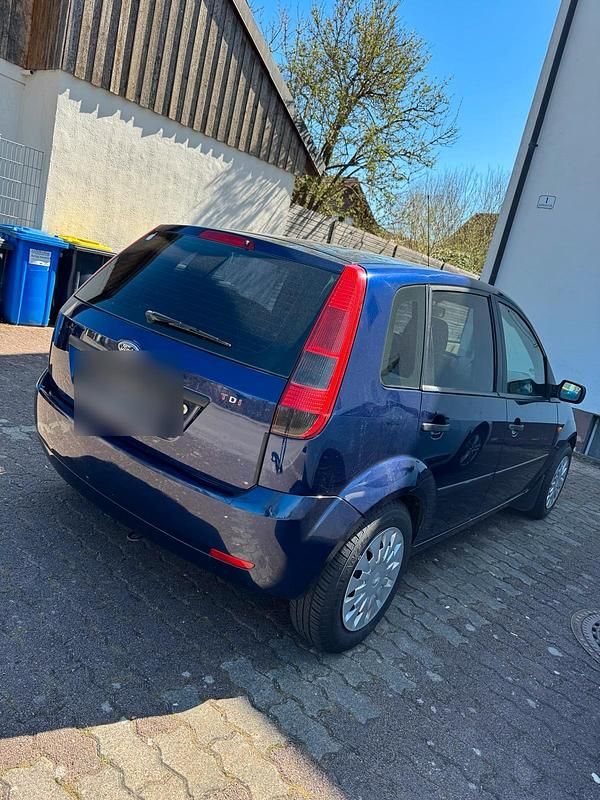 Gebraucht Ford Fiesta 80 PS (58 kW) 2002 Grün Kleinwagen