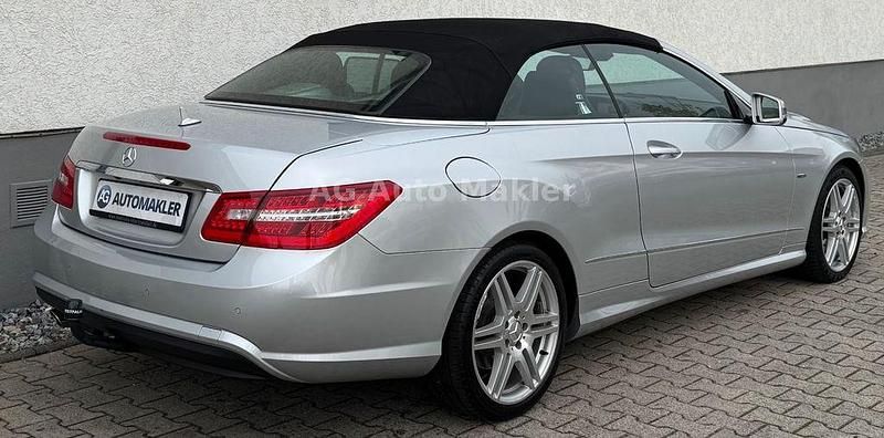 Używany Mercedes E220 AMG 170 KM (125 kW) 2011 Srebrny Kabriolet
