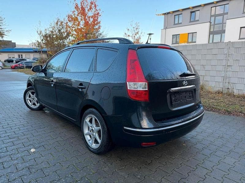Gebraucht Hyundai i30 Premium 140 PS (102 kW) 2009 Schwarz Kombi