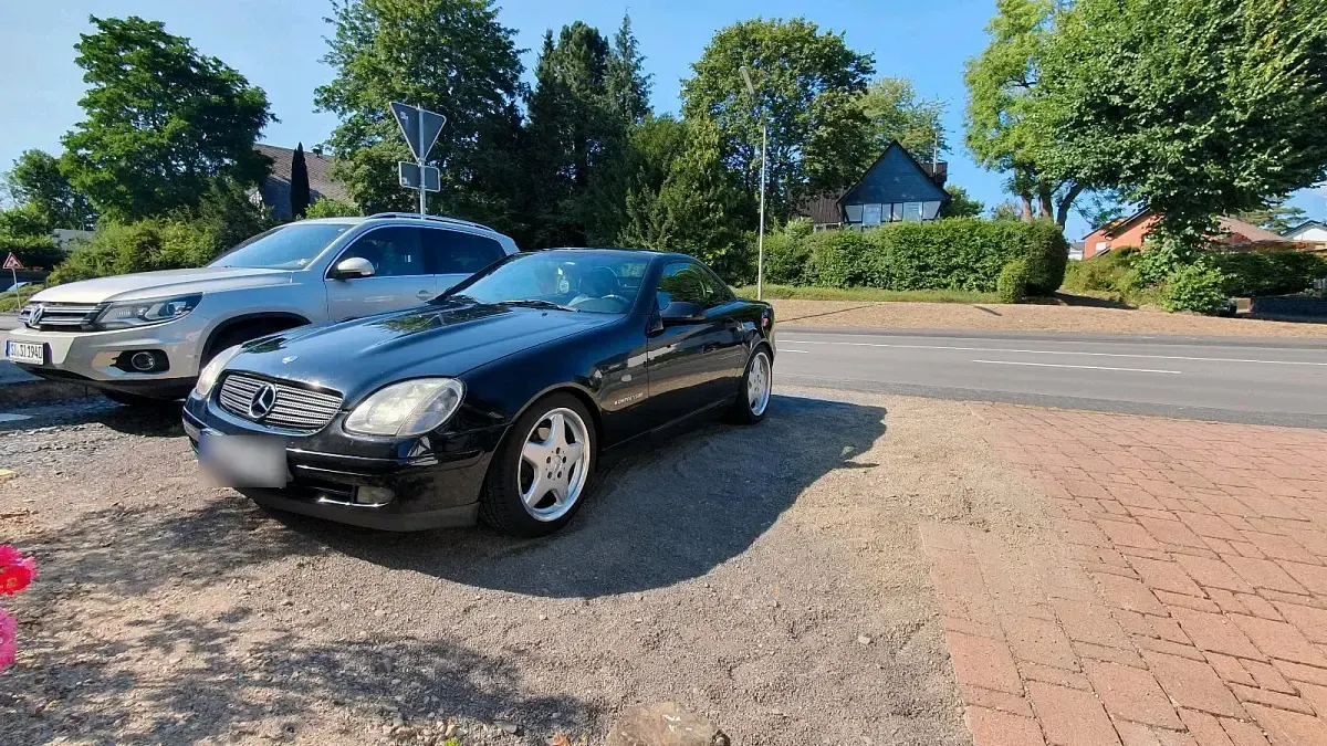 Gebraucht Mercedes SLK230 193 PS (141 kW) 1999 Schwarz Cabrio